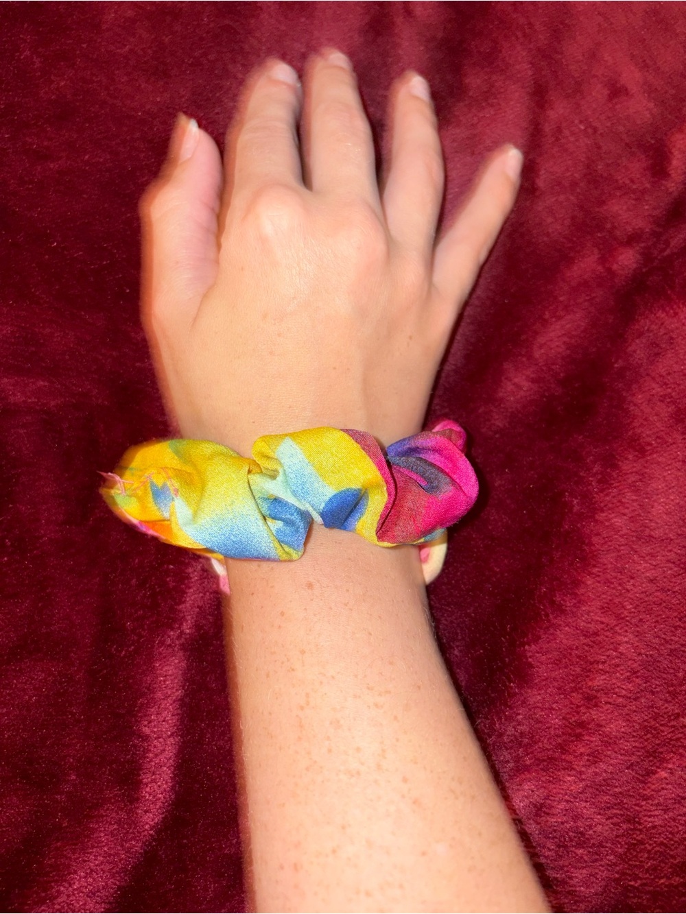 4 Scrunchie Set - Picture 6 of 9